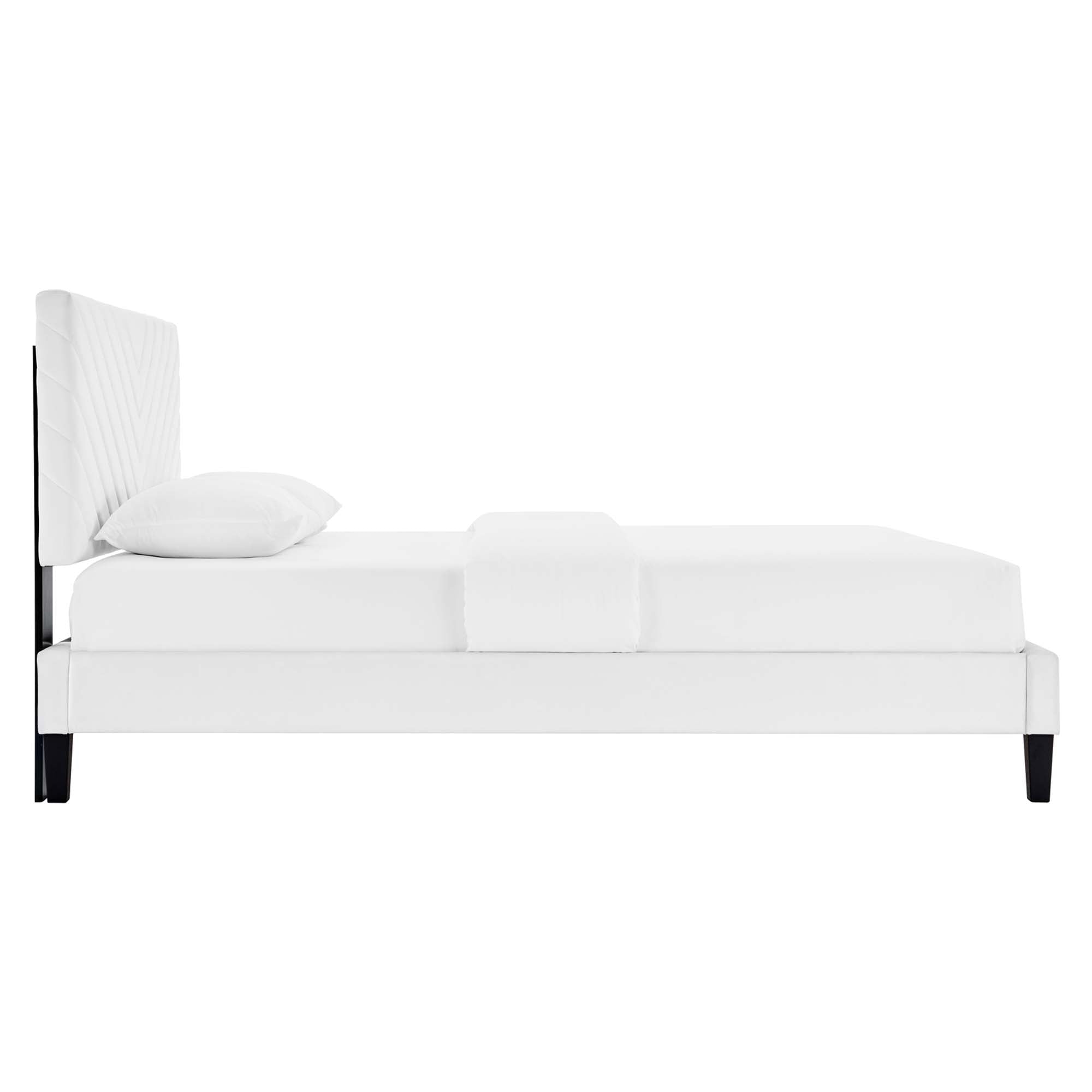 Roxanne Performance Velvet Full Platform Bed by Modway