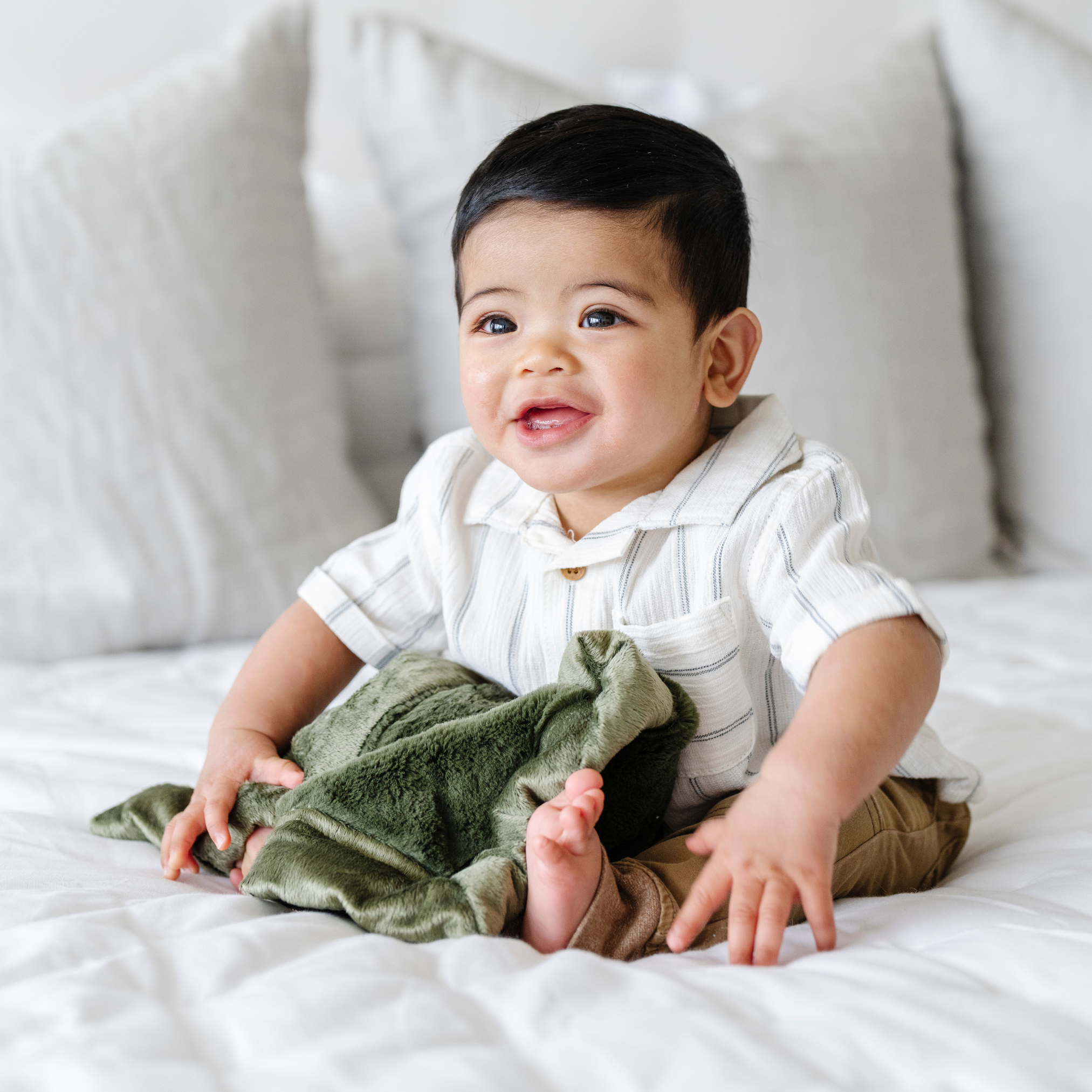 Lush Mini Blankets by Saranoni