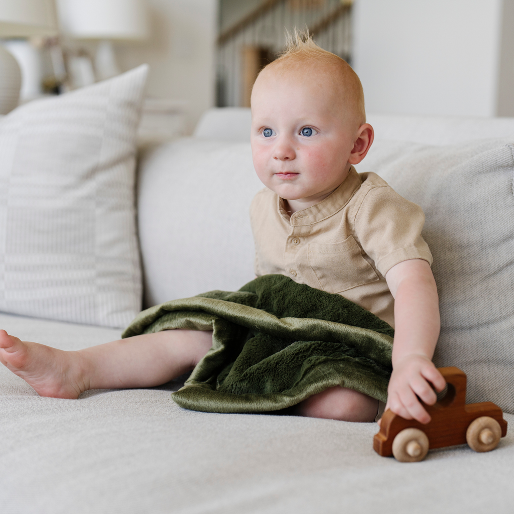 Lush Mini Blankets by Saranoni