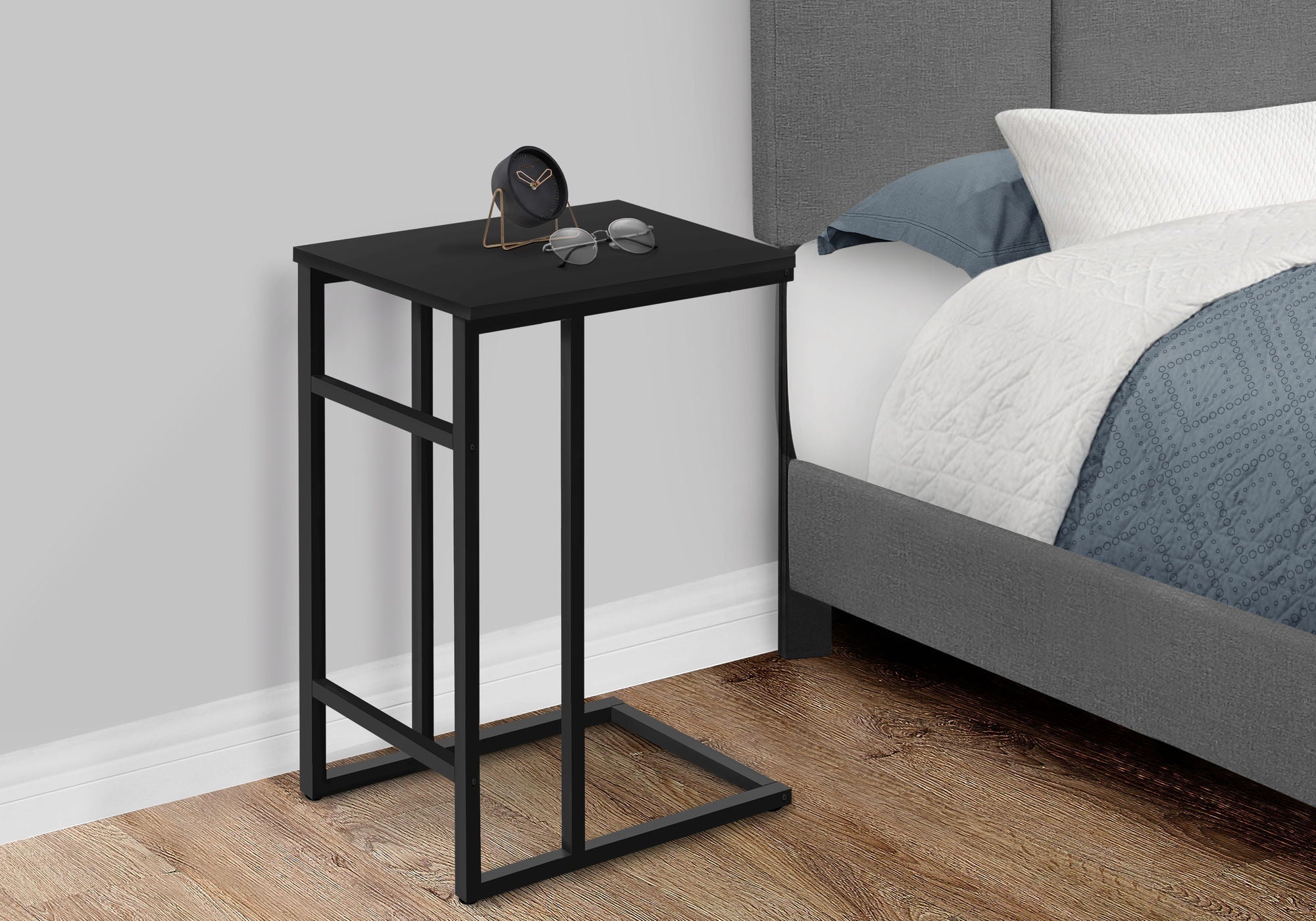 Accent Table, C-Shaped, Contemporary & Modern, Versatile Use