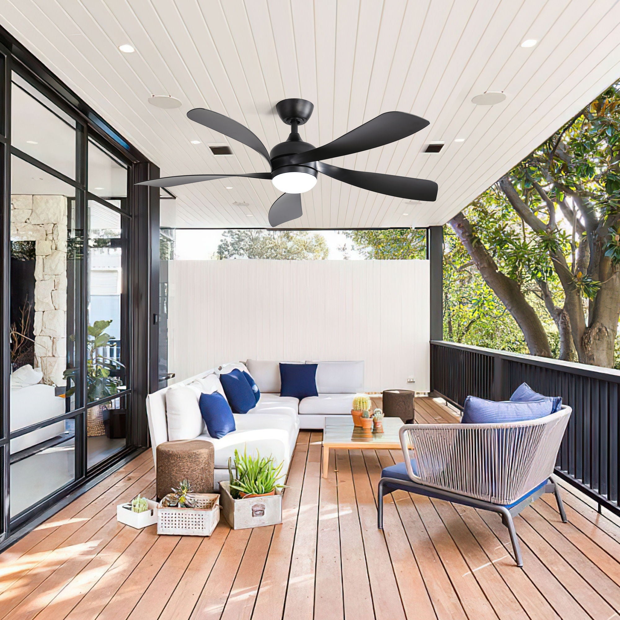 Ceiling Fan with DC Motor and Integrated Light