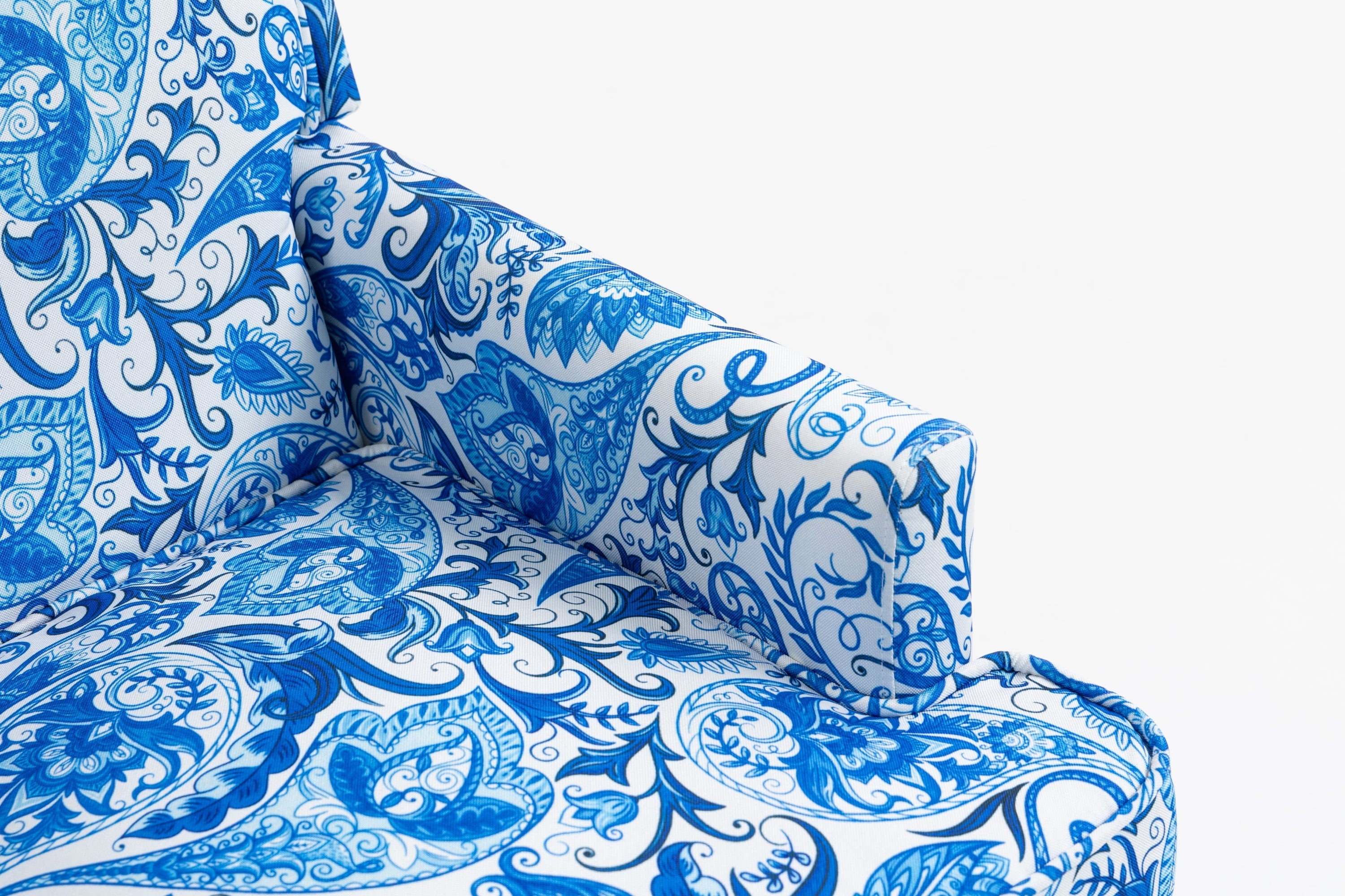 Upholstered Accent Chair with Blue and White Porcelain Print Linen Fabric