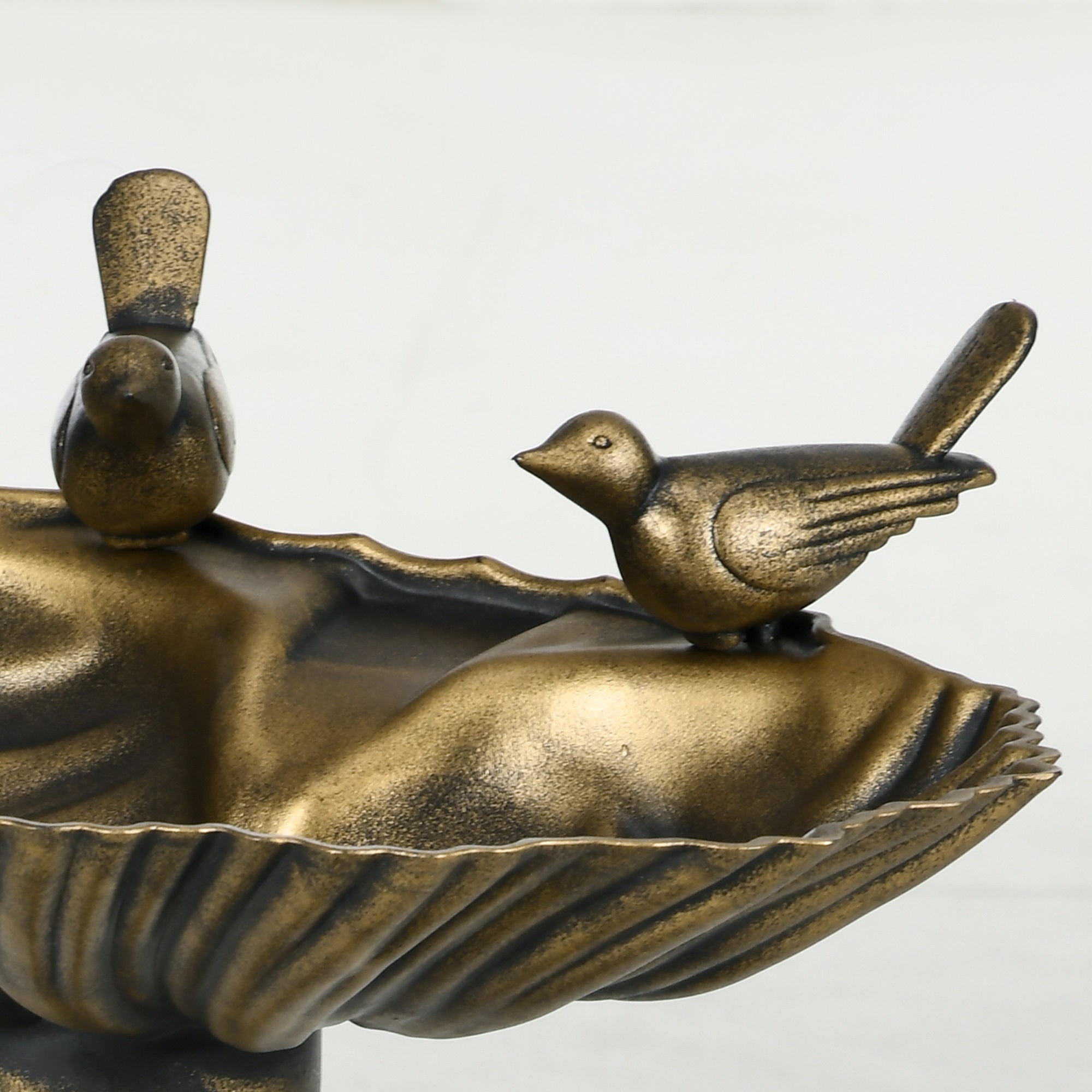 Outsunny 32' Antique Bird Bath with Pedestal Flower Planter Base