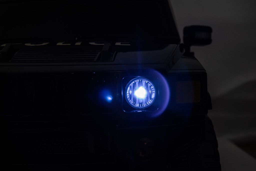 12V7A 30W*2 Four-Wheel Drive Seat One Button Start, Forward And Backward, High And Low Speed, Music, Front Light, Power Display, Two Doors Can Open, 2.4G R / C, Seat Belt Four Wheel Absorber