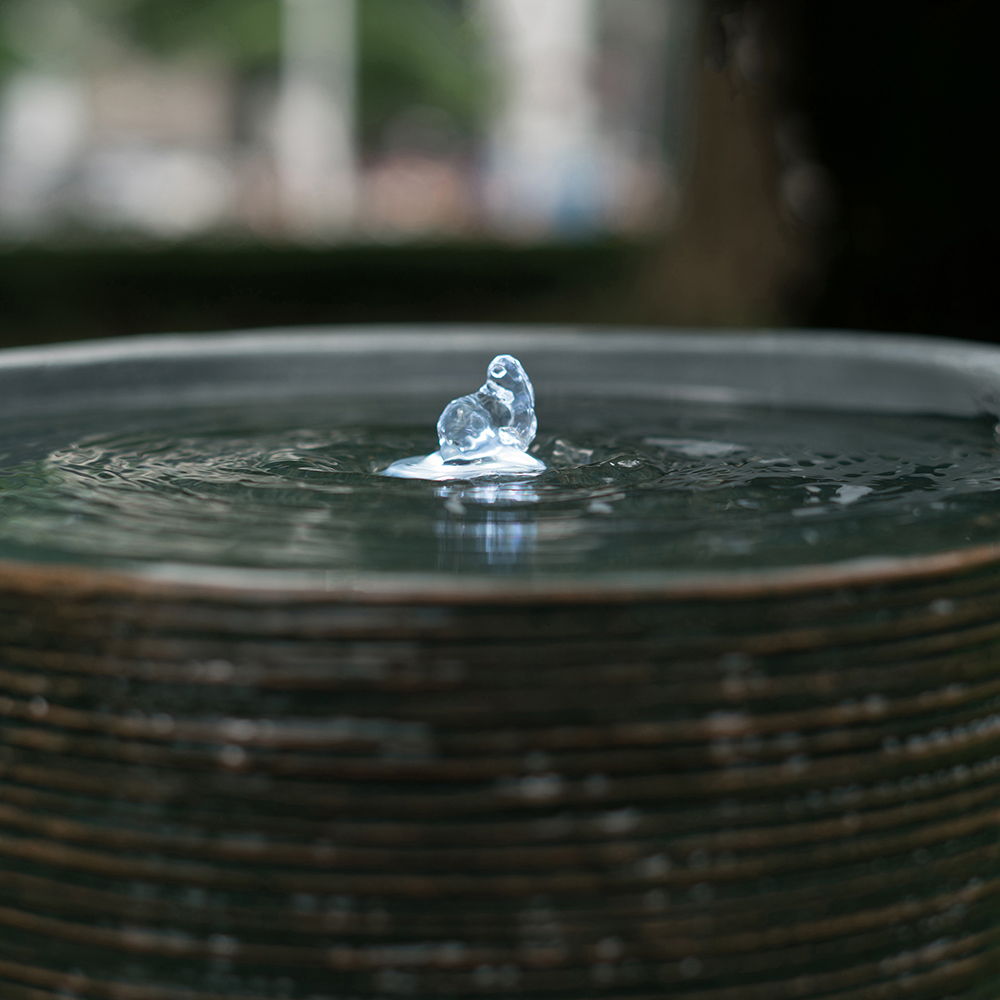 Indoor Outdoor Water Fountain Unique Broken Urn Fountain