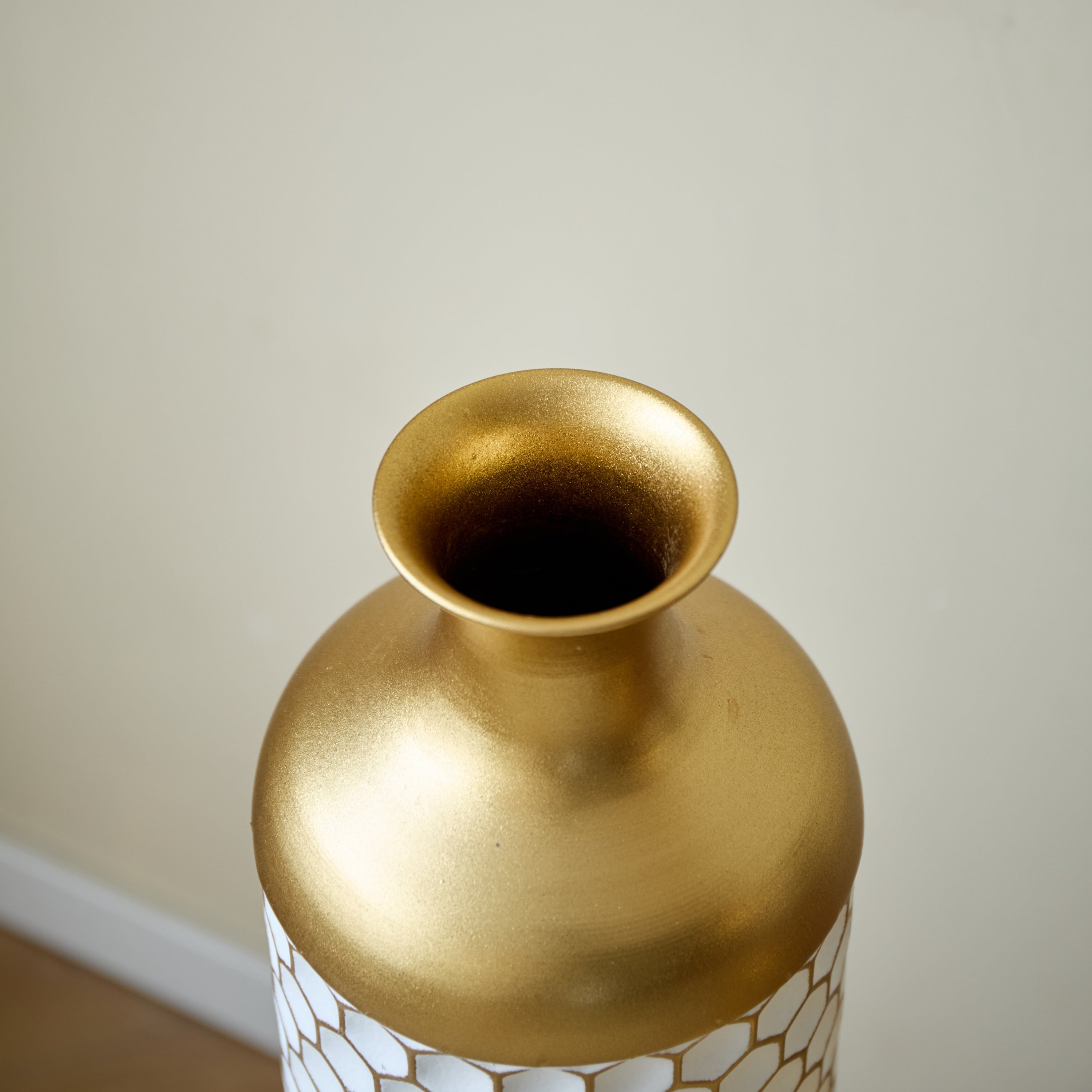 3-Piece Modern Metal Vase Set - White & Gold