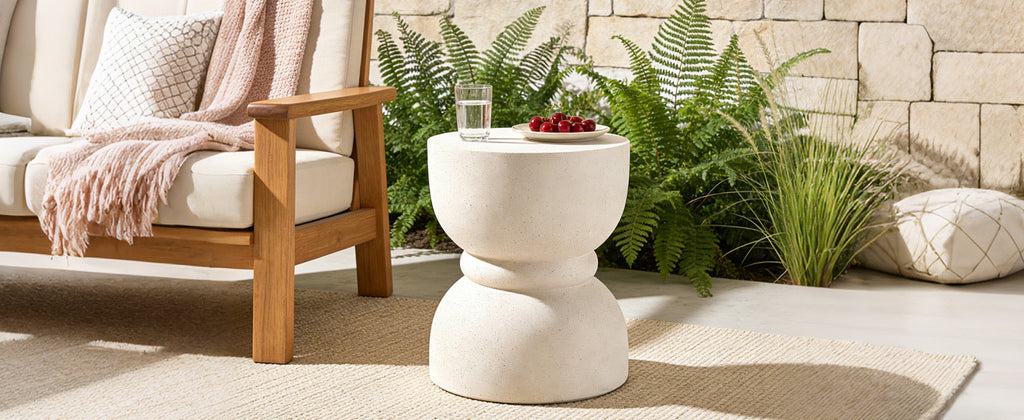U_Style Outdoor Concrete Side Table