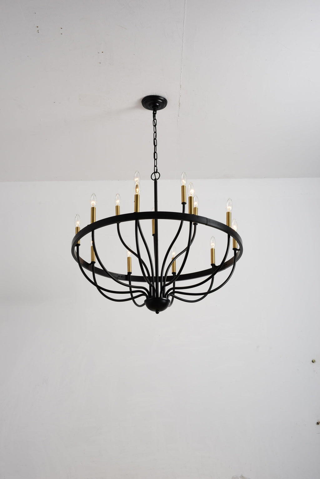 18-Light Industrial Iron Candle Chandelier