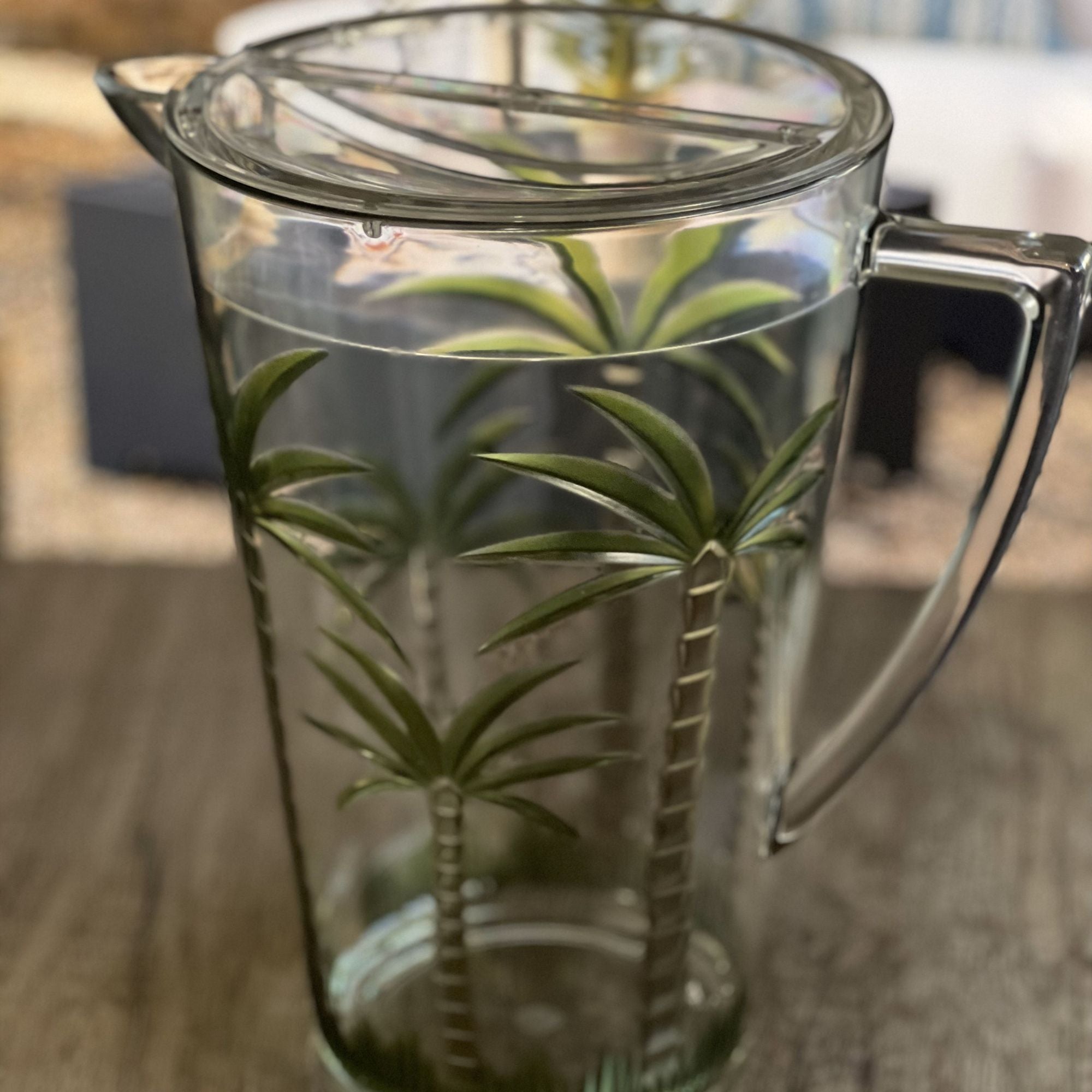 Unbreakable Plastic Water Pitcher With Lid, Palm Tree Design - Clear