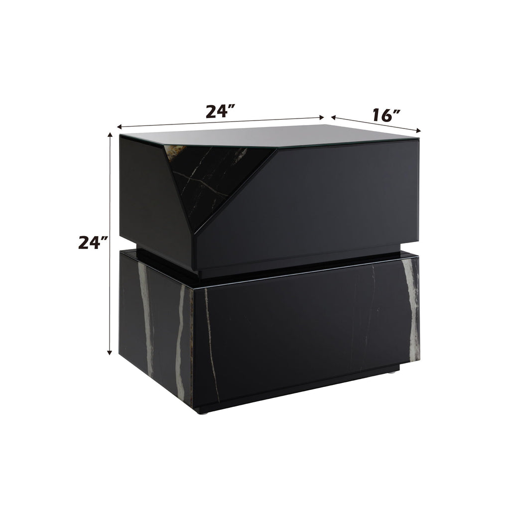 Drisana Mirrored End Table - Black