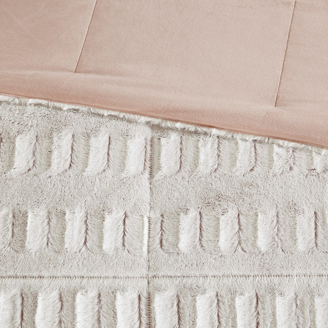 Twin/Twin XL Back Print Long Fur Comforter Mini Set