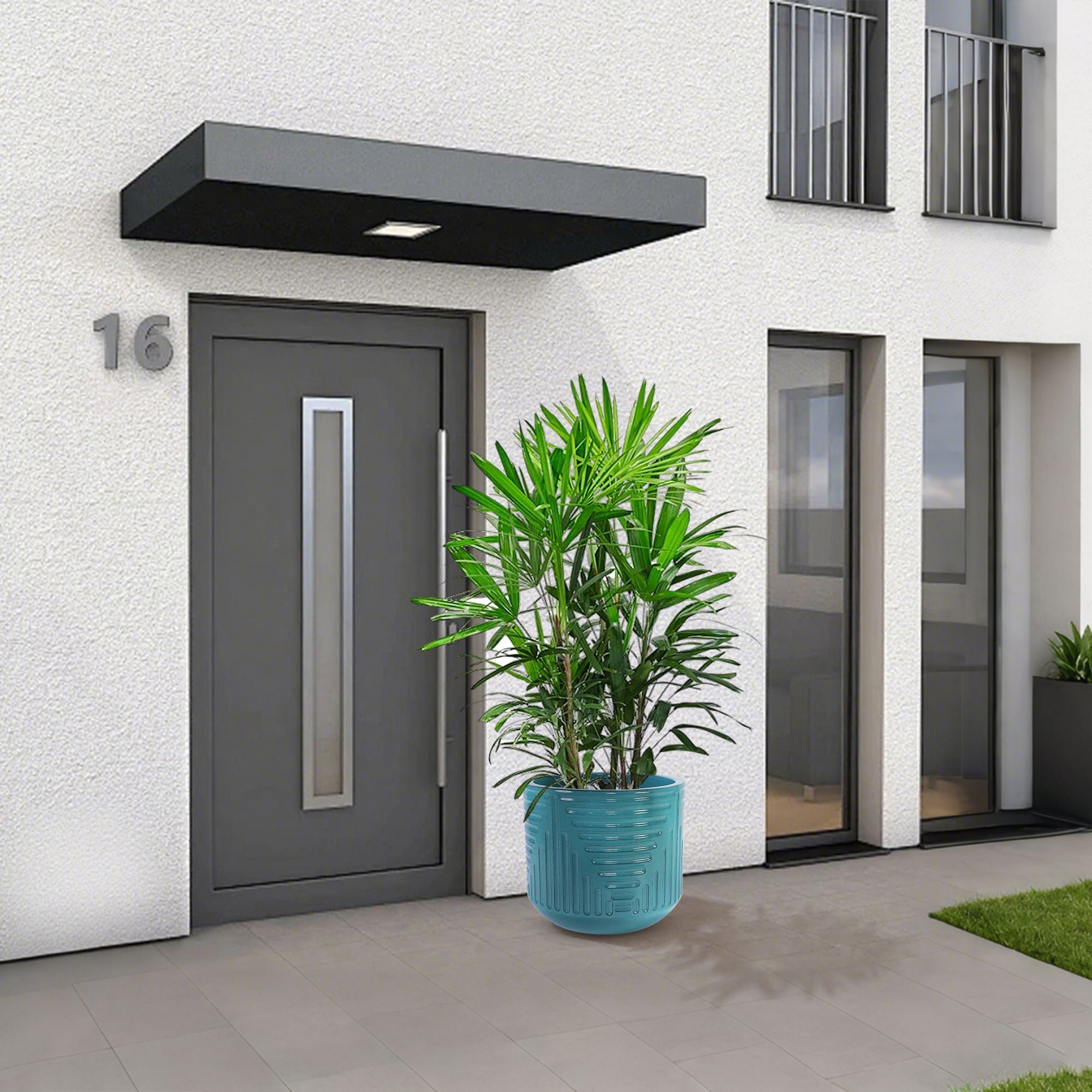Versatile Flowerpot Planter for Patio, Garden, and Windowsill
