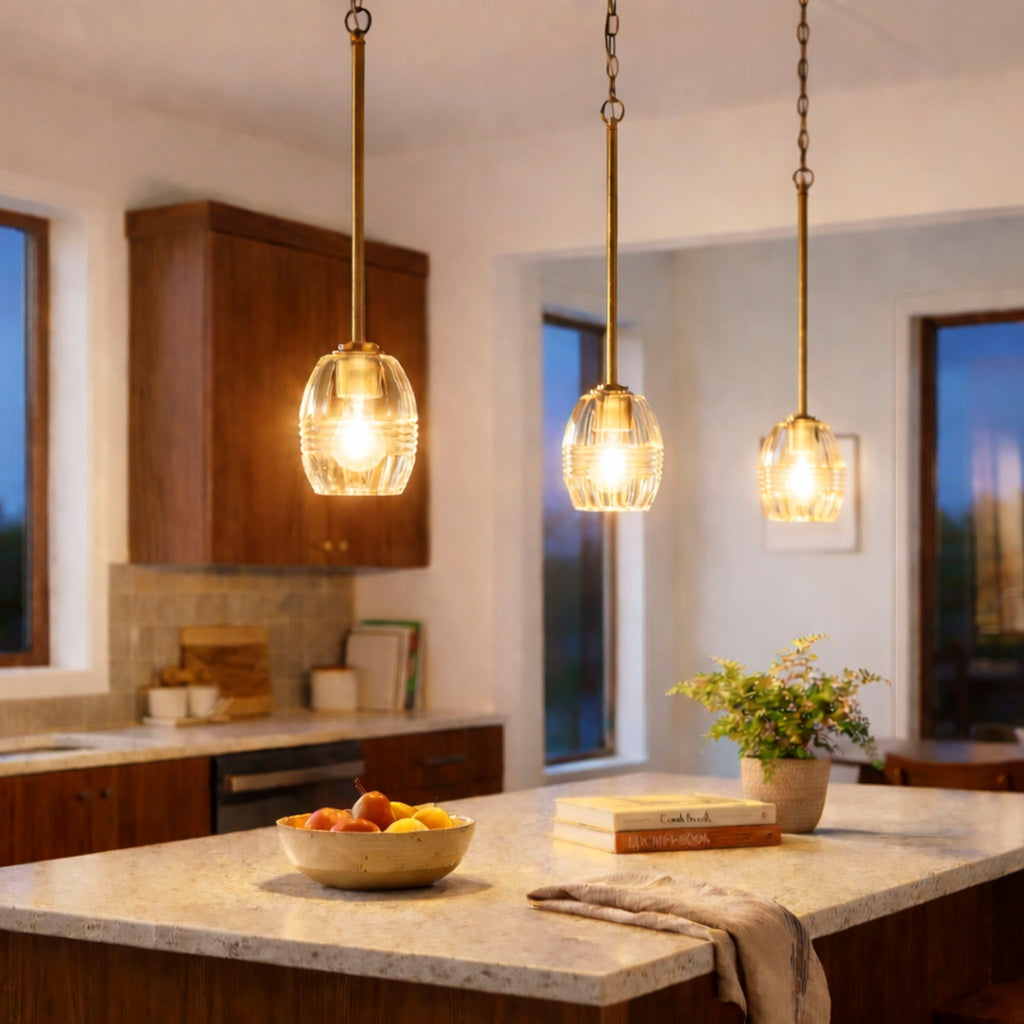 Vista - Single Pendant Chain Hanging Light - Clear / Gold