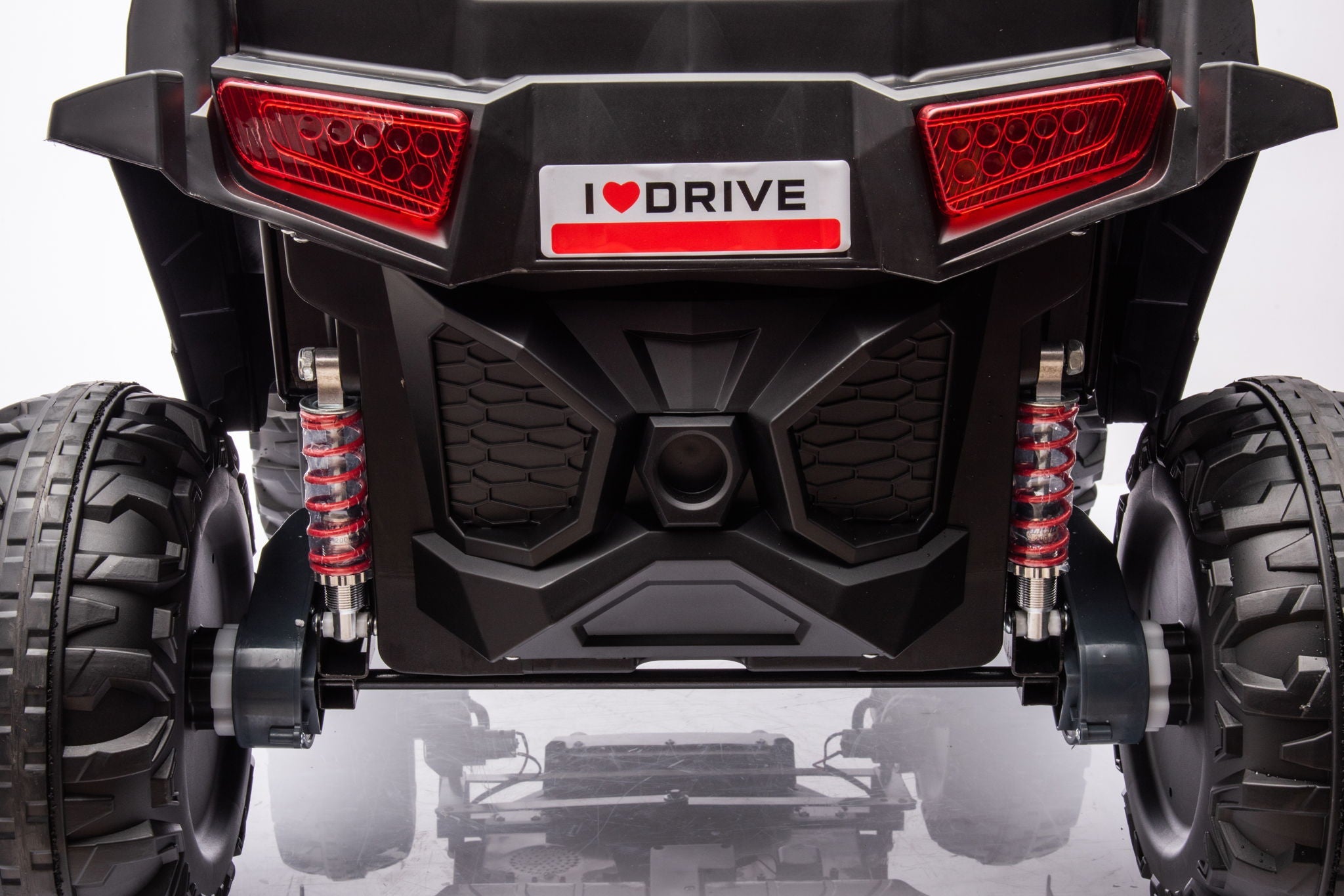 12V7A*1 30W*4 Four-Wheel Drive Seat One Button Start, Forward And Backward, High And Low Speed, Music, Front Light, Power Display, Two Doors Can Open, 2.4G R / C, Seat Belt Four Wheel Absorber