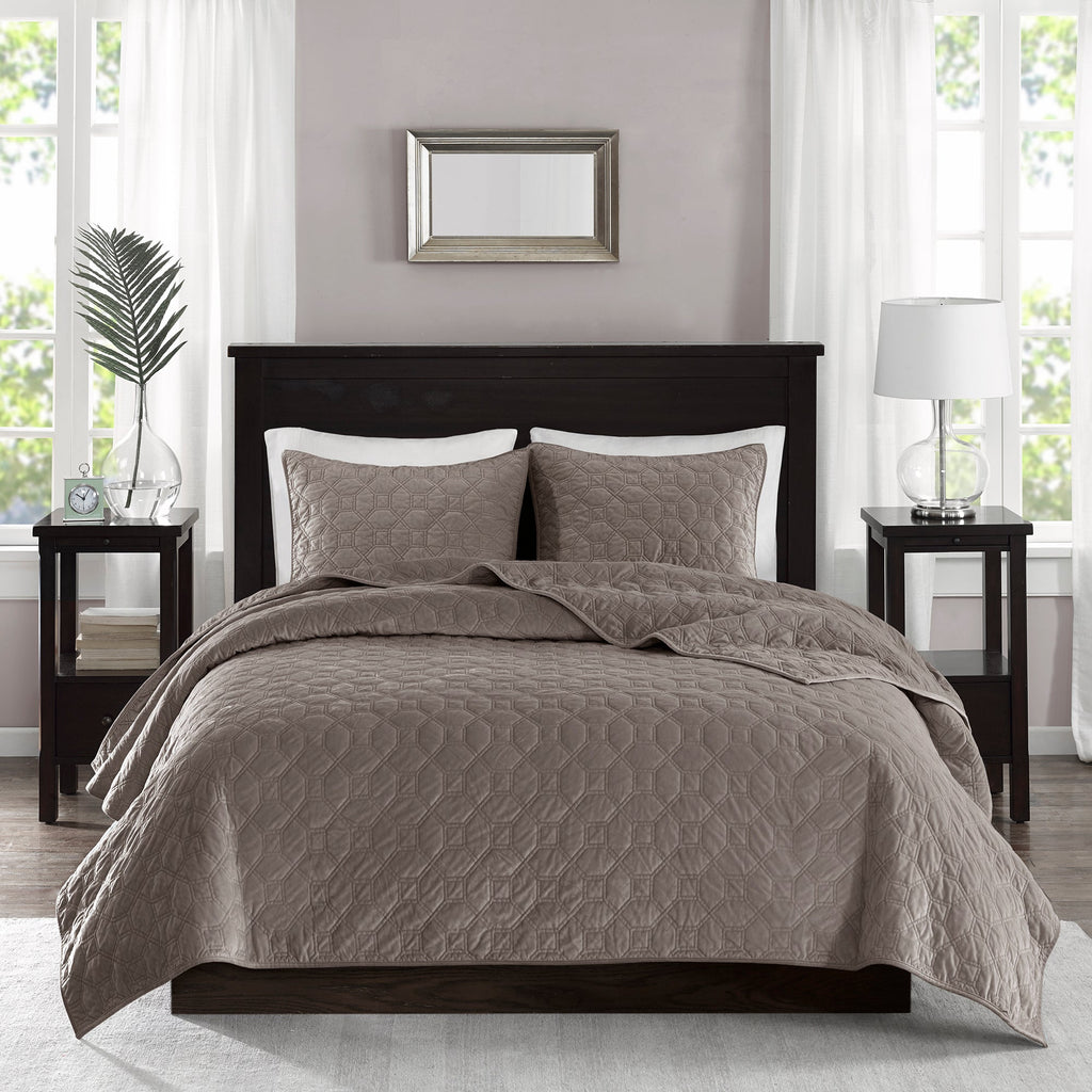 3 Piece Velvet Quilt Set Taupe Full/Queen