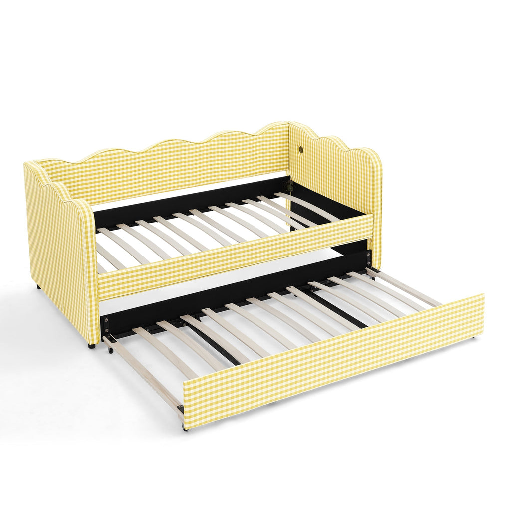 Cozy Gingham Daybed with Trundle Twin Size Sofa Bed