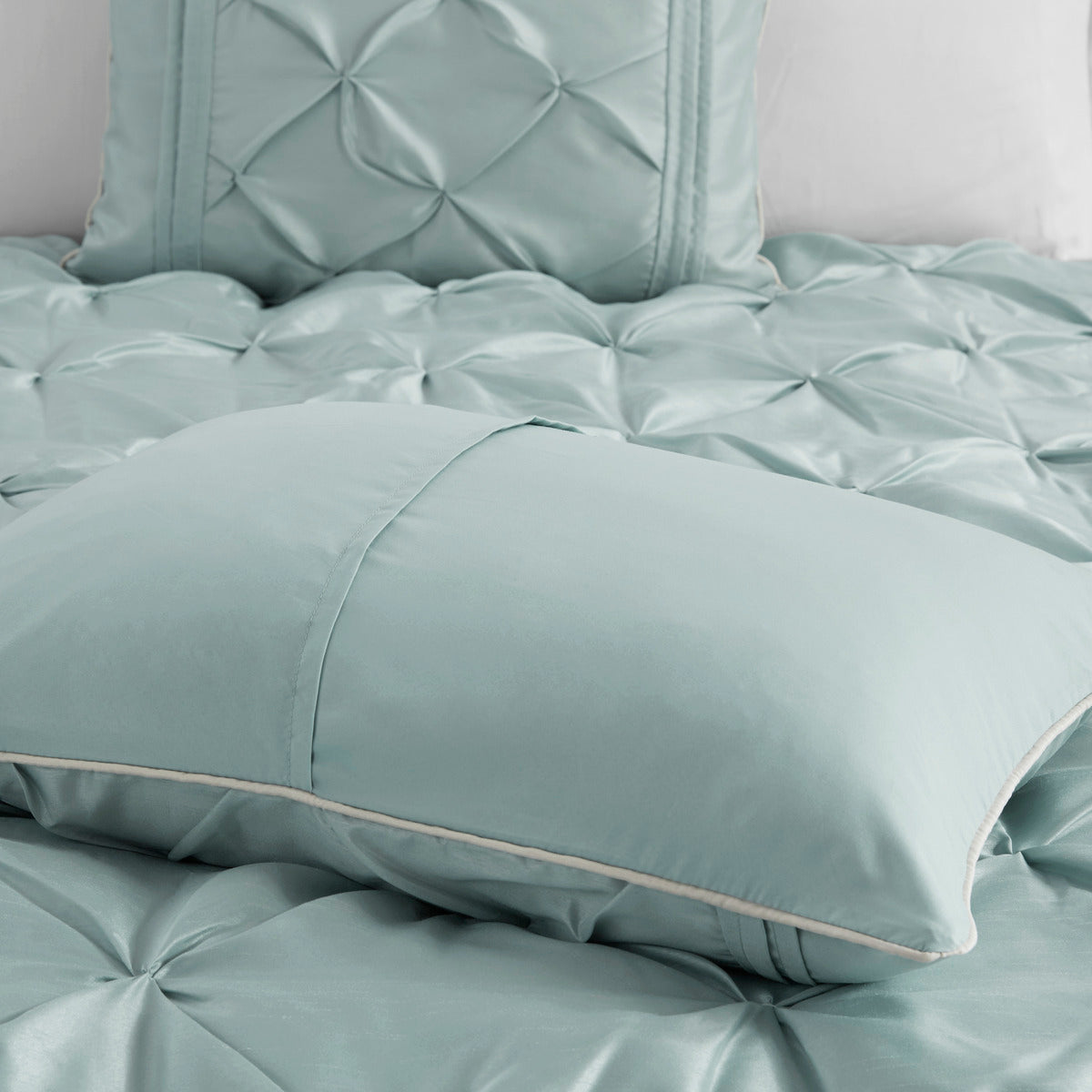 7 Piece Tufted Comforter Set Seafoam King