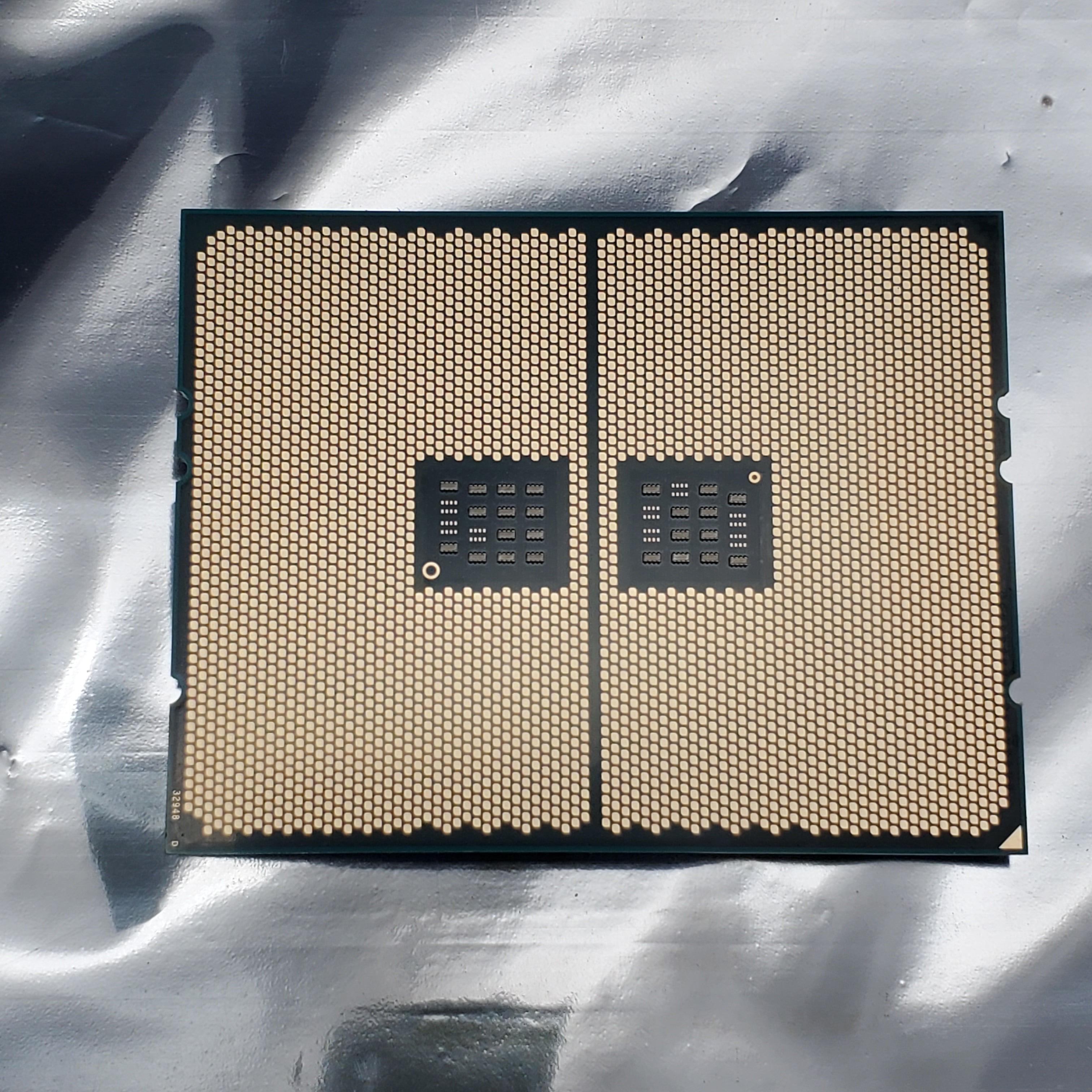 AMD EPYC 7702P 64-Core 2GHz 256MB 200W CPU Processor 64GB 100-000000047 (New Other)
